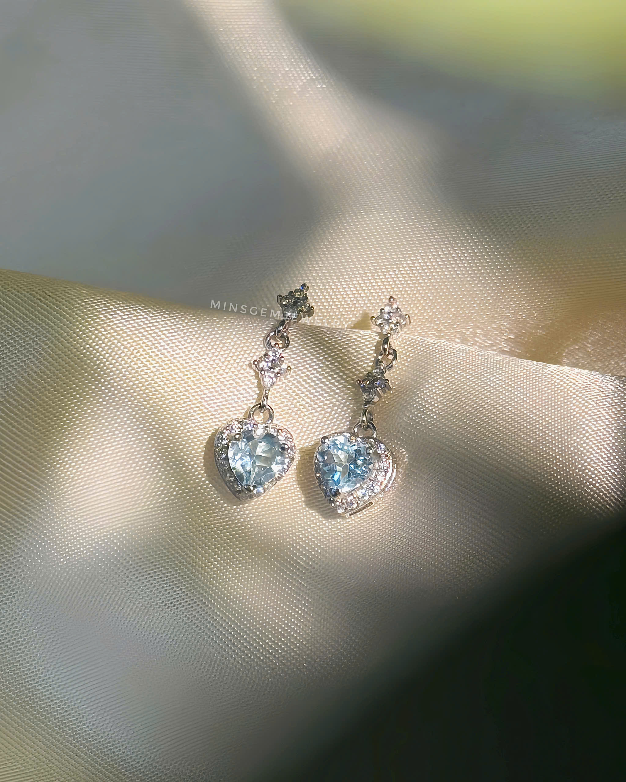 Bông Tai Topaz Blue Heart Cut