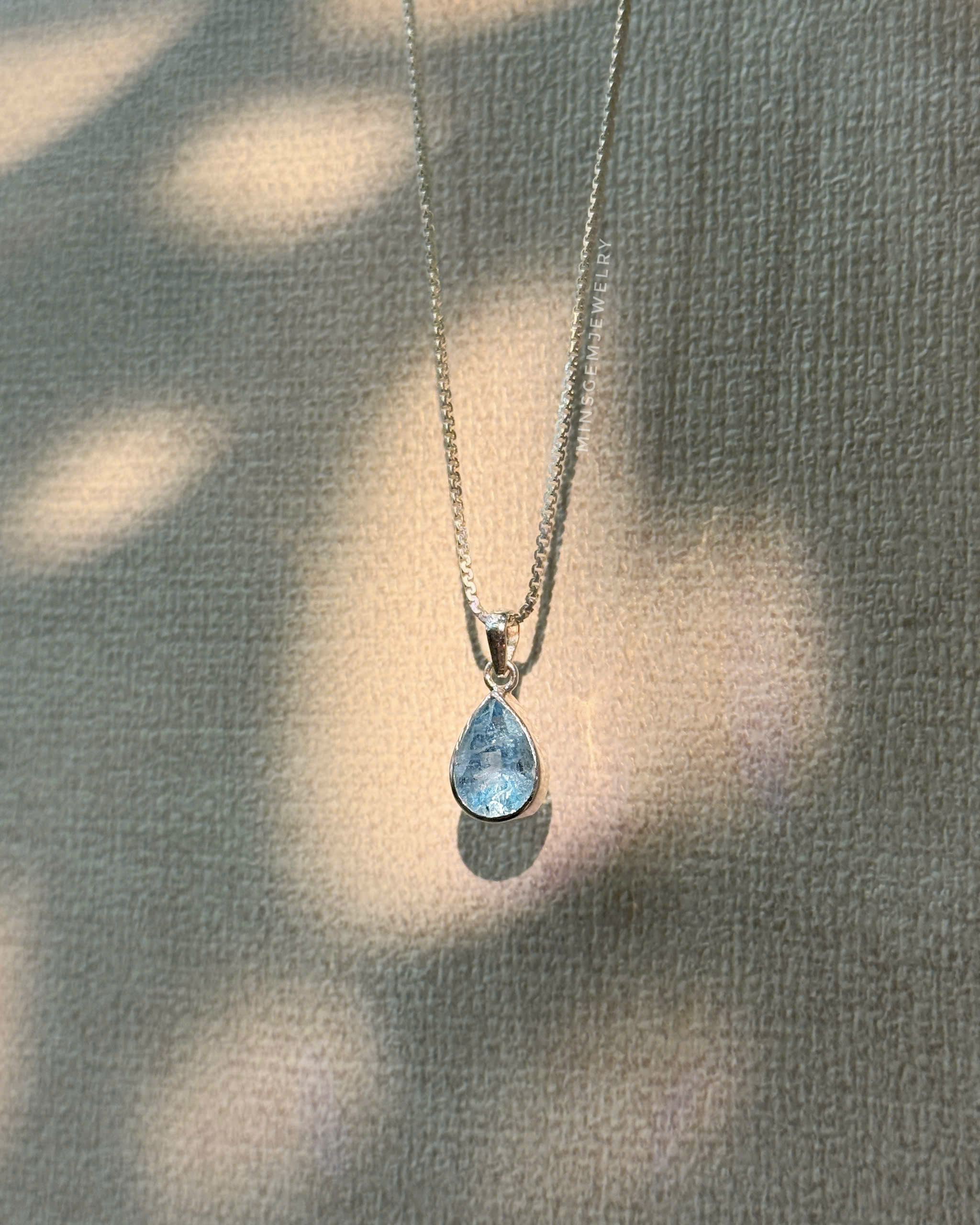 Mặt Đá Aquamarine Pear Cut Viền